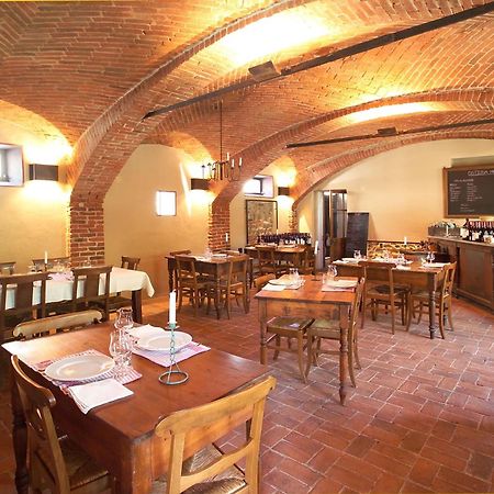 Albergo Cantine Ascheri Bra Dış mekan fotoğraf